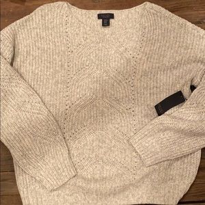 Rachel Roy sweater. XL. Cream and gray.